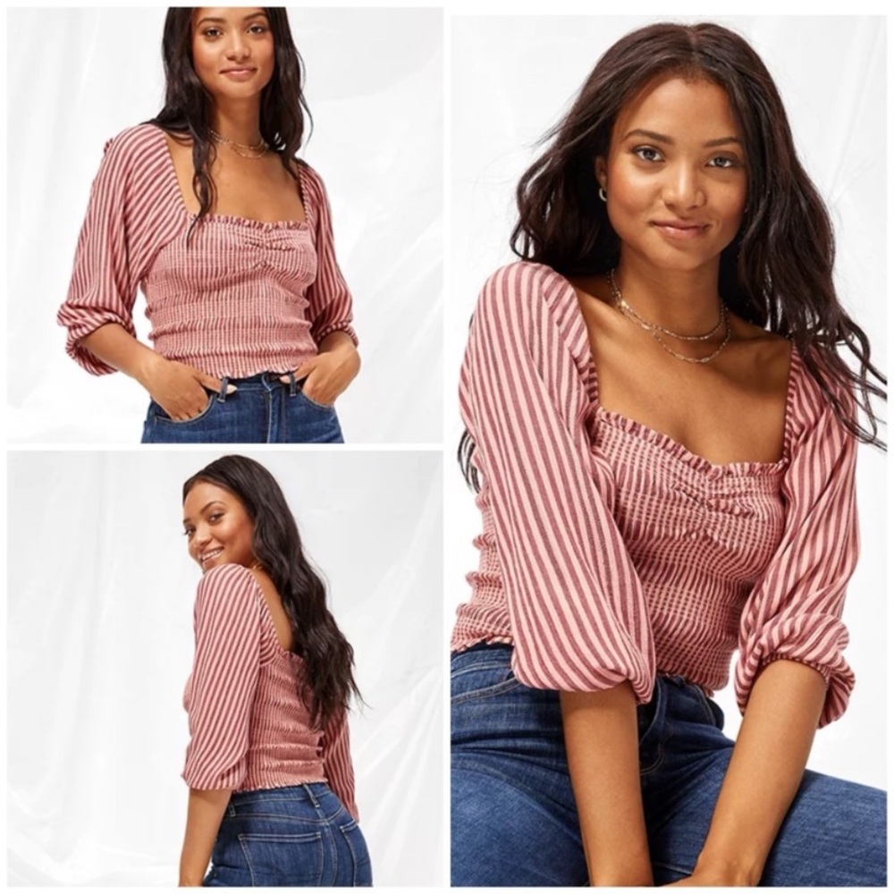 American Eagle Smocked Puff-Sleeve Blouse in pink NWT